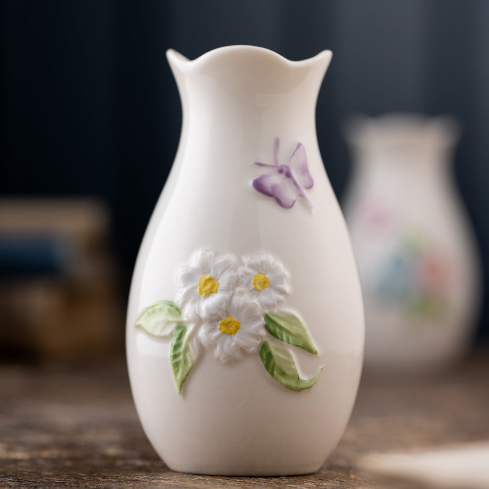 Belleek Classic Daisy Mini Vase