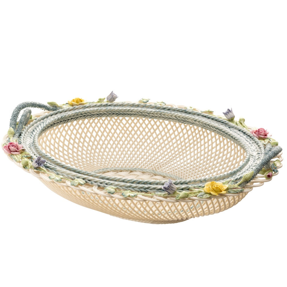 Belleek Classic Oval Covered Basket L/S