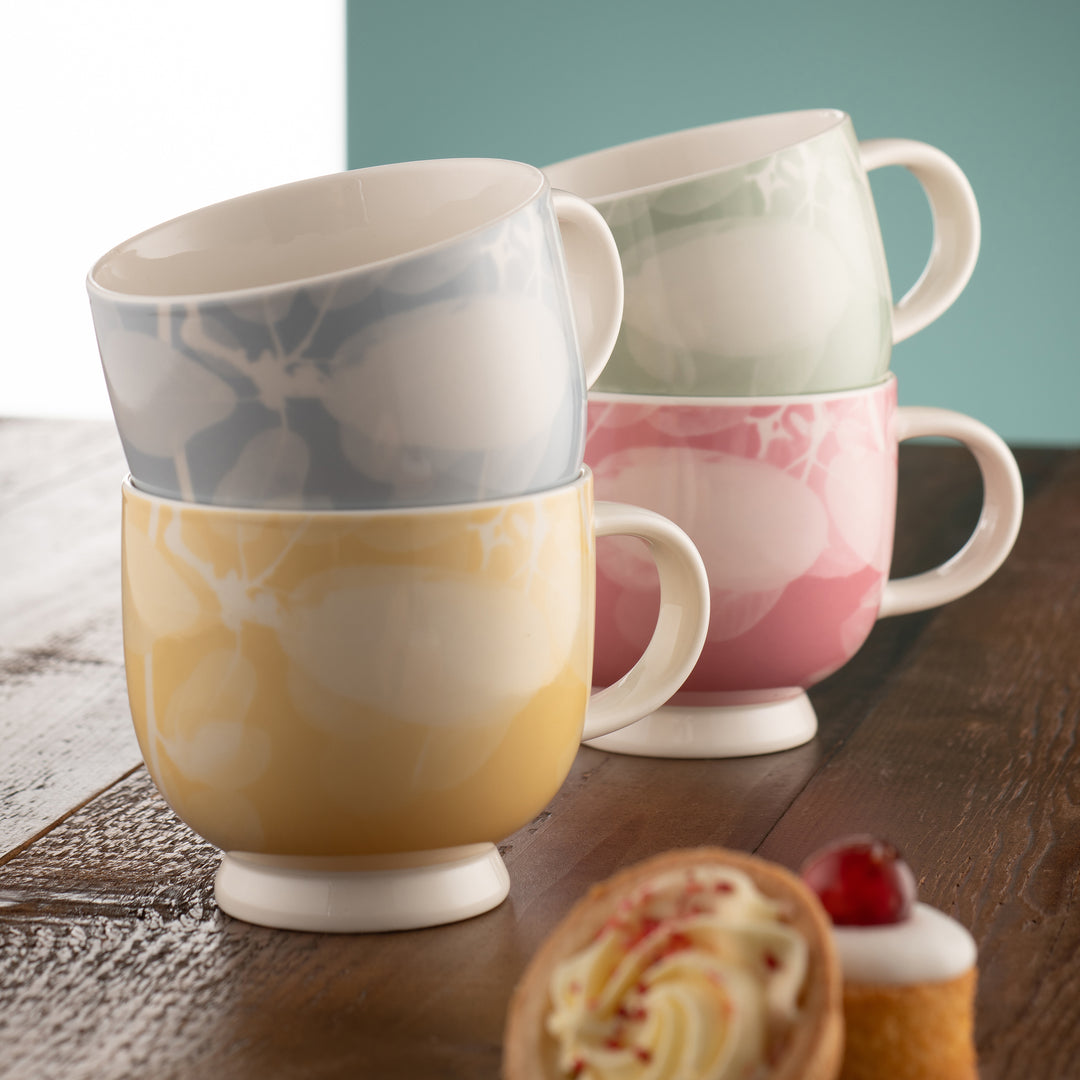 Laurel Footed Mug Set of 4