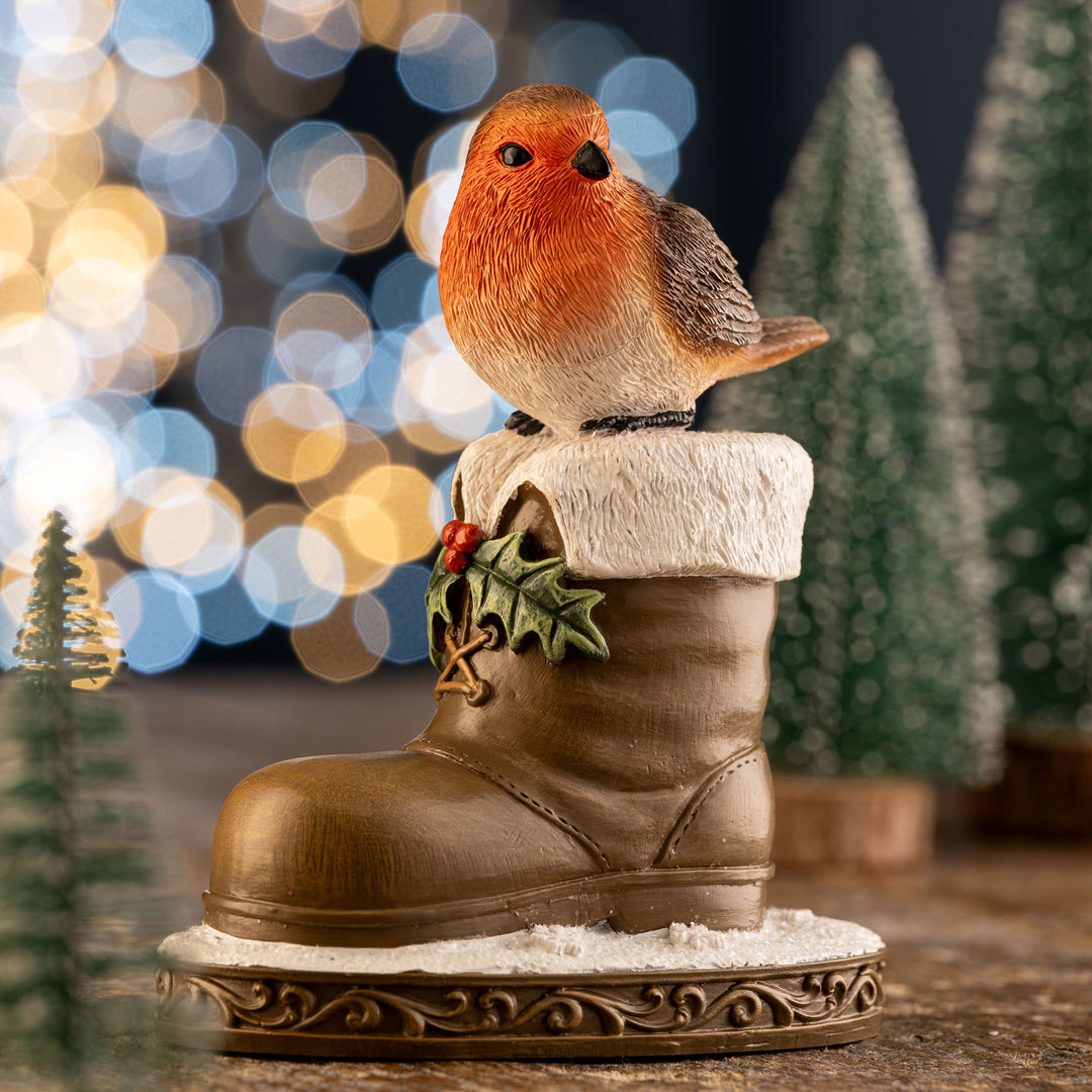 Aynsley Robin & Boot Figurine