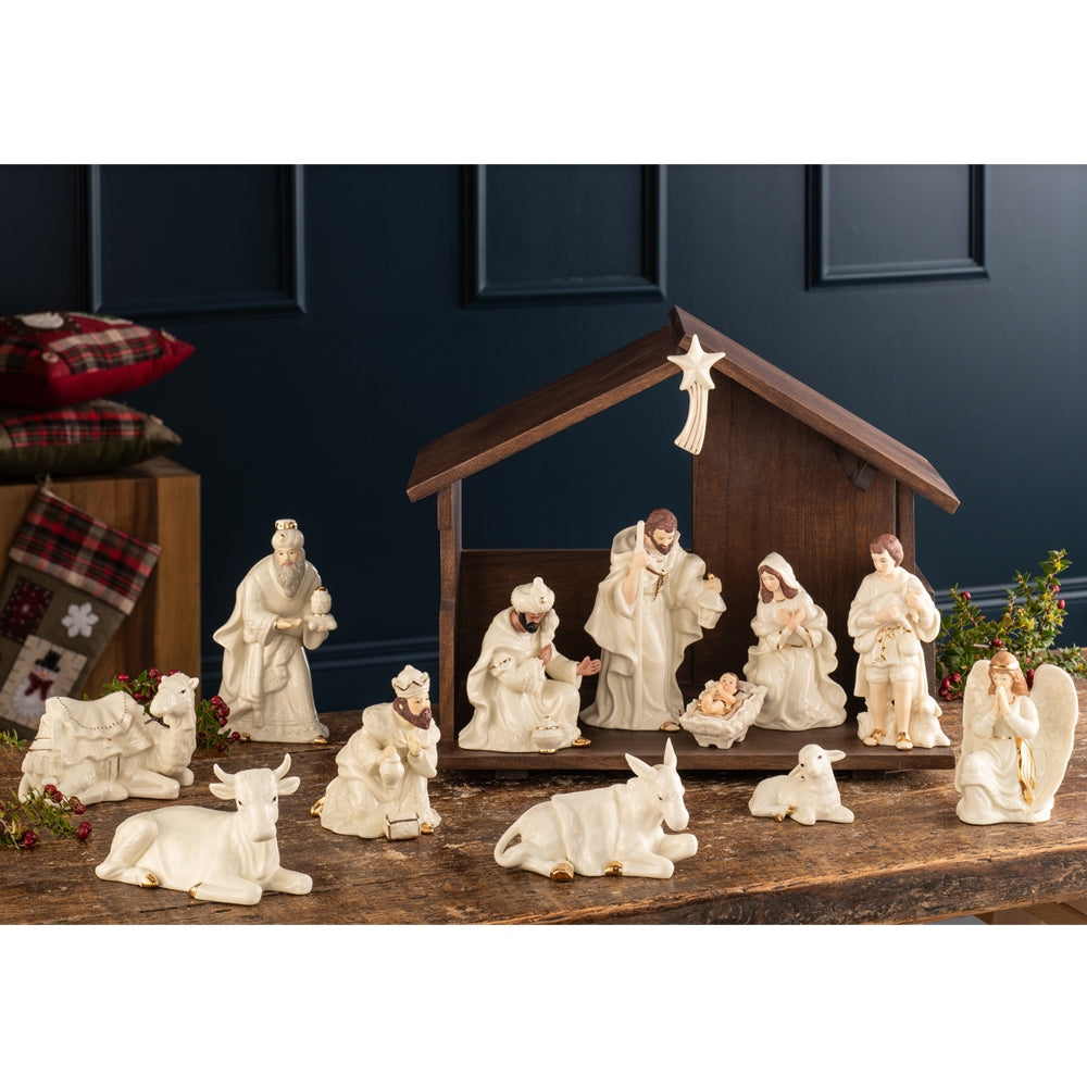 Belleek-Living-Manger-Set---Ox-and-Camel