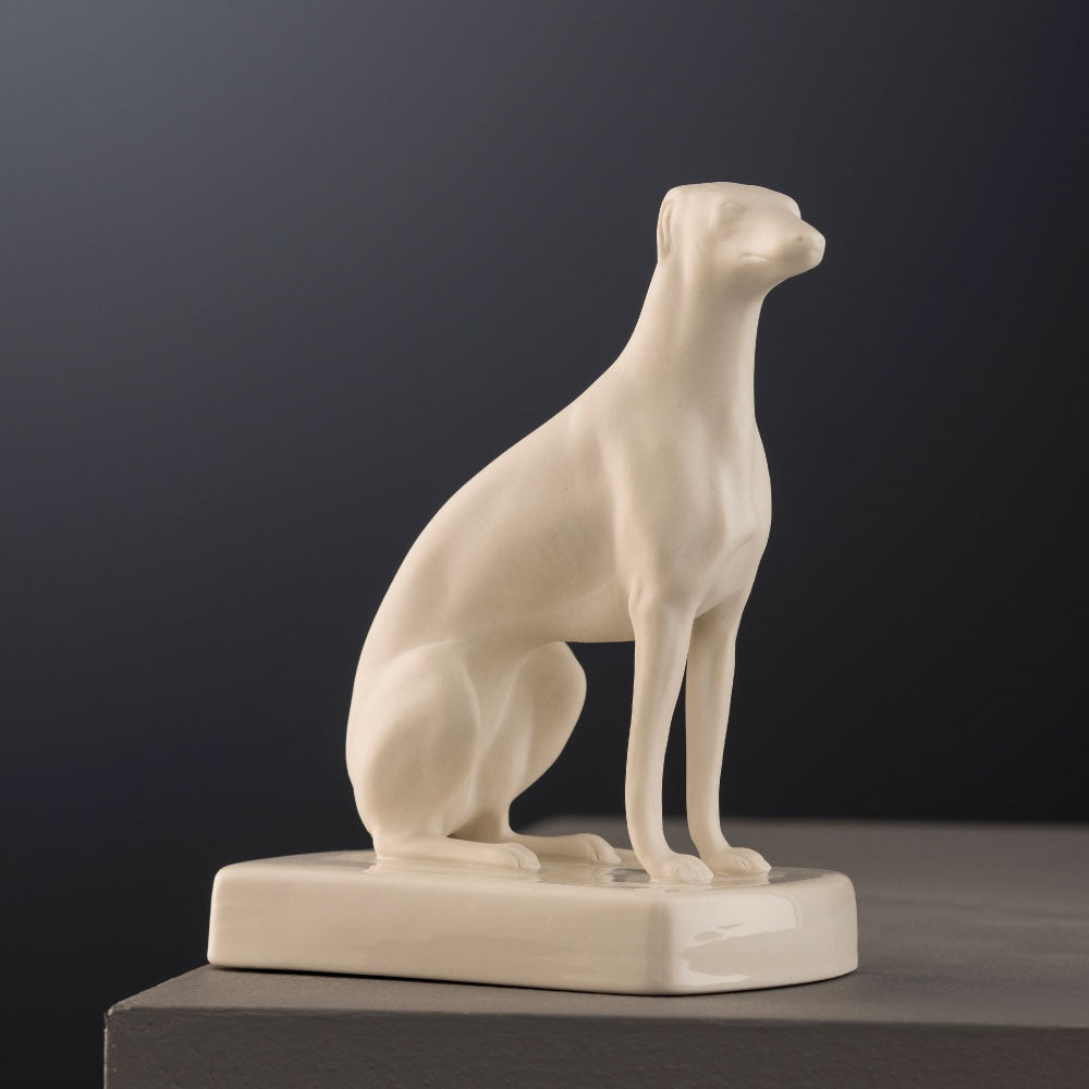 Belleek-Classic-Masterpiece-Collection---Female-Greyhound-Sitting