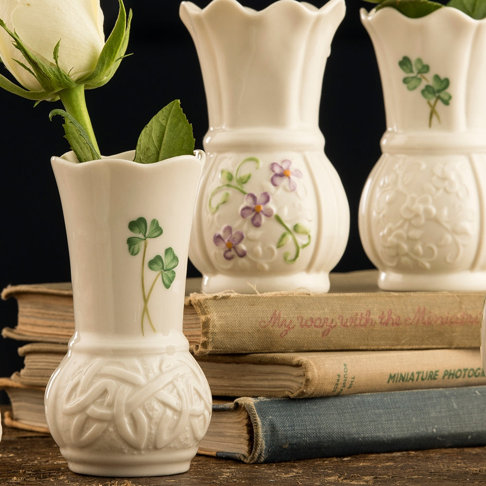 Belleek-Classic-Irish-Flax-Mini-Vase
