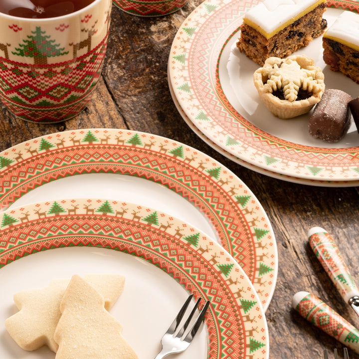 Aynsley Christmas Jumper Tea/Dessert Plates Set of 4